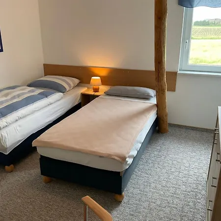 Lorisch 2 - 1 Etage - Abc338 Kritzow (Nordwestmecklenburg)